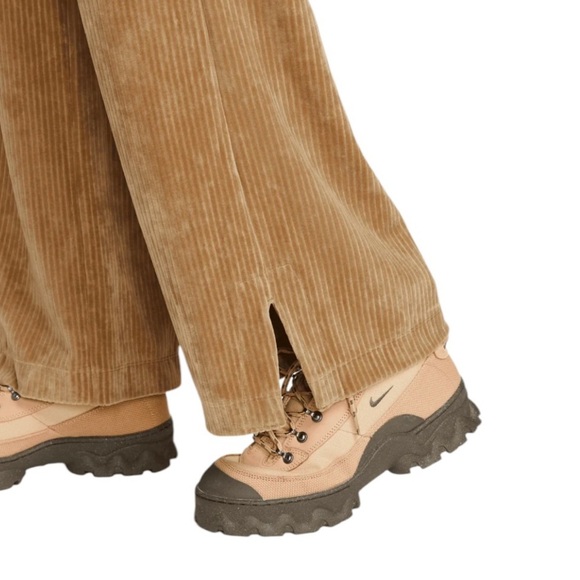 Nike Women’s Velour Corduroy Wide Leg Pants Driftwood Brown Nwt Plus Size 2X - Picture 7 of 9